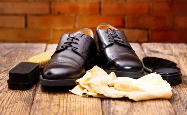 Pourquoi rêver de nettoyer des chaussures ?