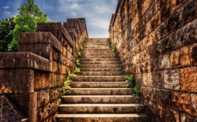 Rêves les plus fréquents d'escalier en pierre et leur interprétation : 
