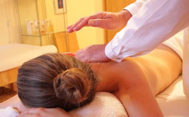 Thérapie Bowen : technique et massages
