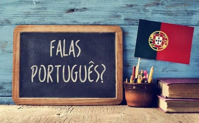 Rêver de parler portugais : quelles interprétations, symbolisme et significations ?