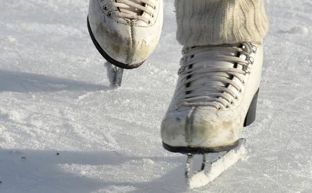 Rêver de patins à glace : quelles interprétations et significations ?