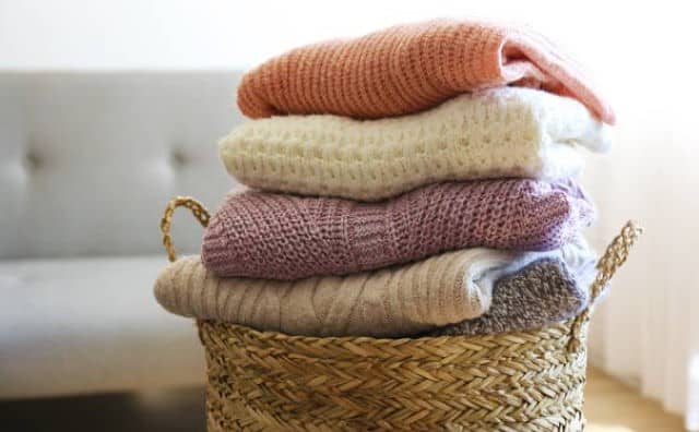 Rêver de vêtements en laine : quelles interprétations, symbolisme et significations ?