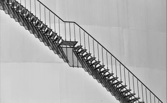 Rêver de escalier : quelles interprétations, symbolisme et significations ?