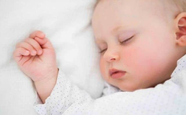 Rêver de bébé qui dort : quelles interprétations, analyses et significations ?