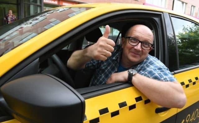 Rêver de chauffeur de taxi : quelles interprétations, analyses et significations ?
