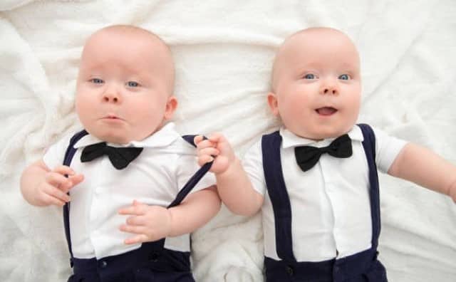 Rêver de jumeaux garçons : quelles interprétations, analyses et significations ?